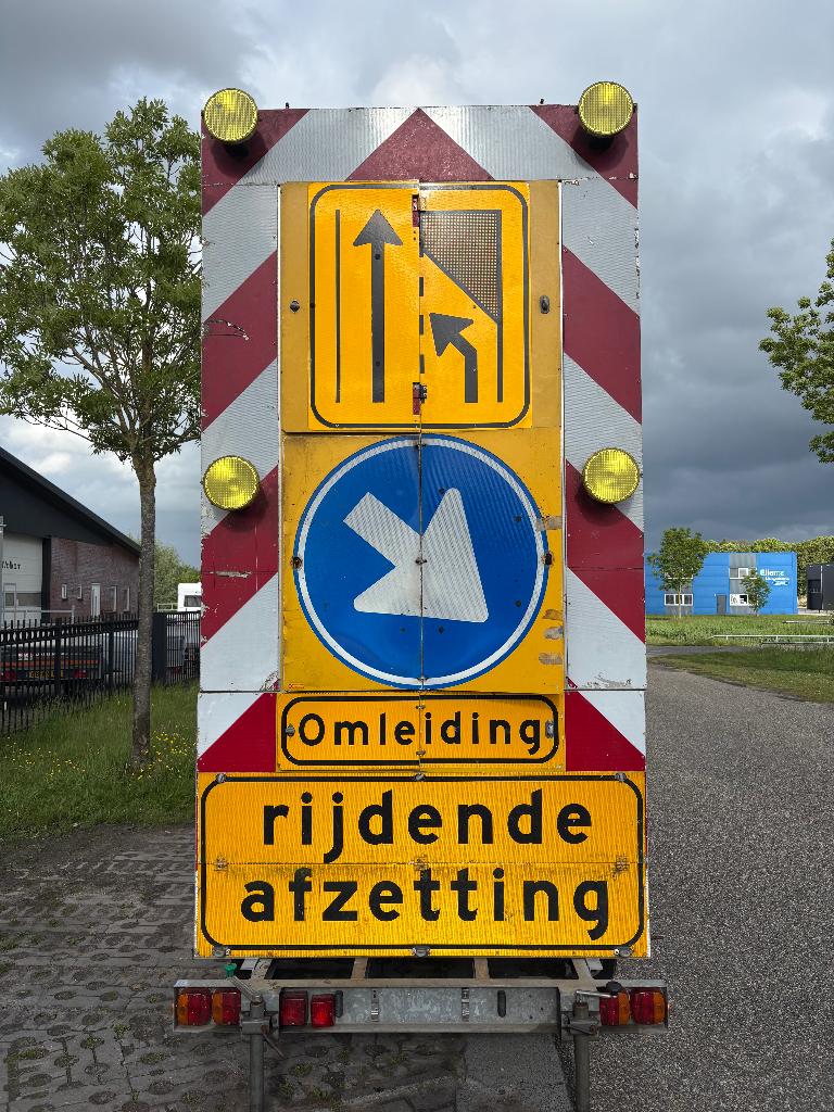 Te koop Actiewagen, pijlwagen, werk aan de weg, Auto diversen, Aanhangers en Bagagewagens, Ophalen, Zo goed als nieuw