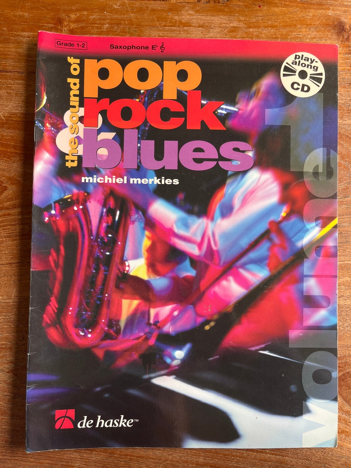 Pop Rock Blues Saxofoon Boek met CD - Michiel Merkies, Ophalen of Verzenden, Gelezen, Genre of Stijl