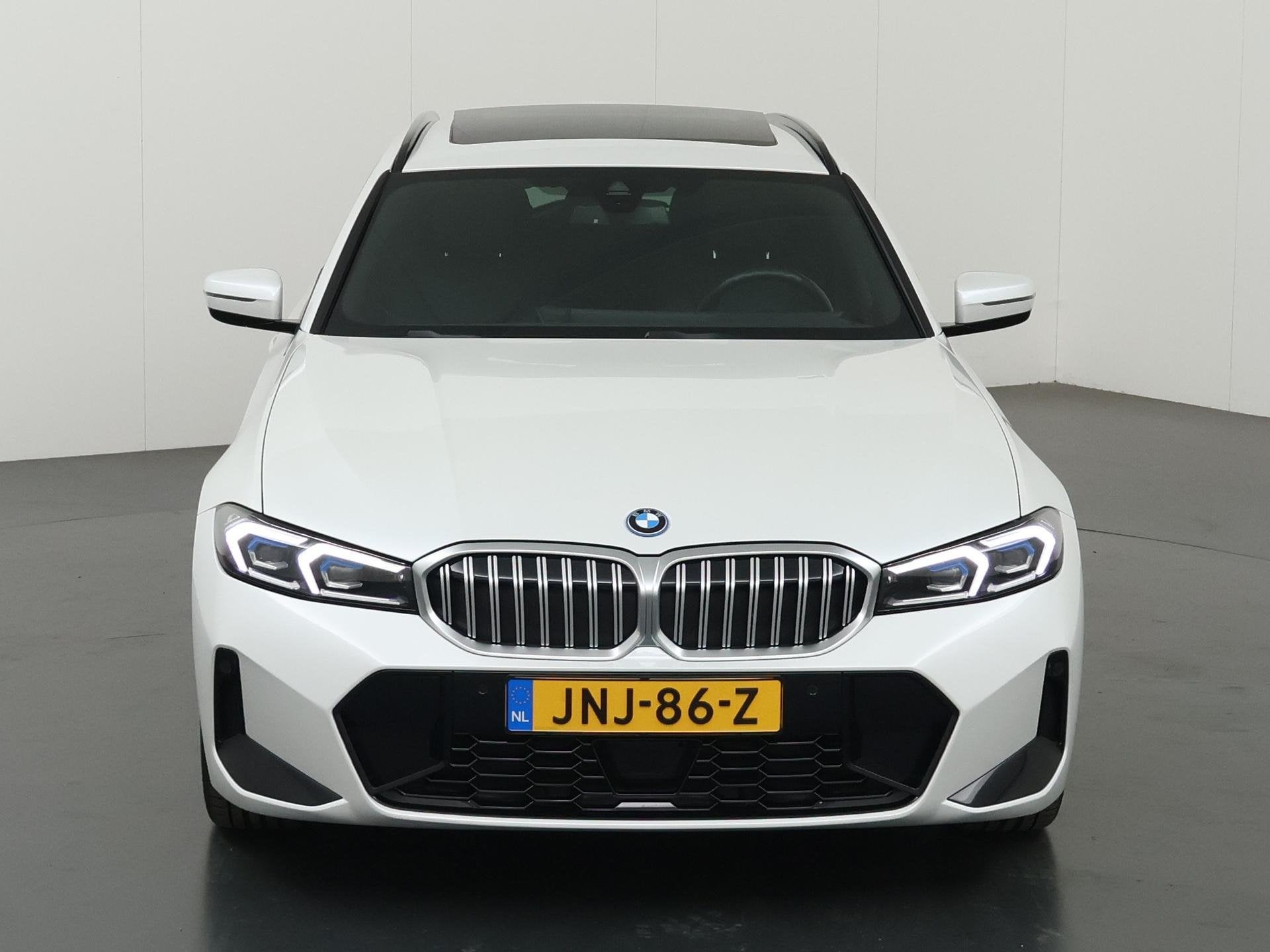 BMW 3-serie Touring 330e M-Sport | SOH 96,1% | Panoramadak |, Auto's, 1998 cc, Gebruikt, Euro 6, 4 cilinders