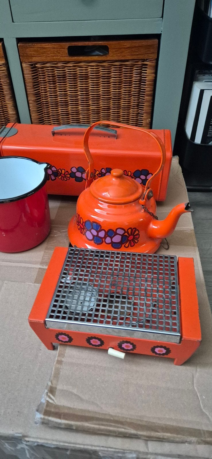 Vintage Oranje Emaille Camping Set - Theepot, Mok, Grill, Ophalen of Verzenden