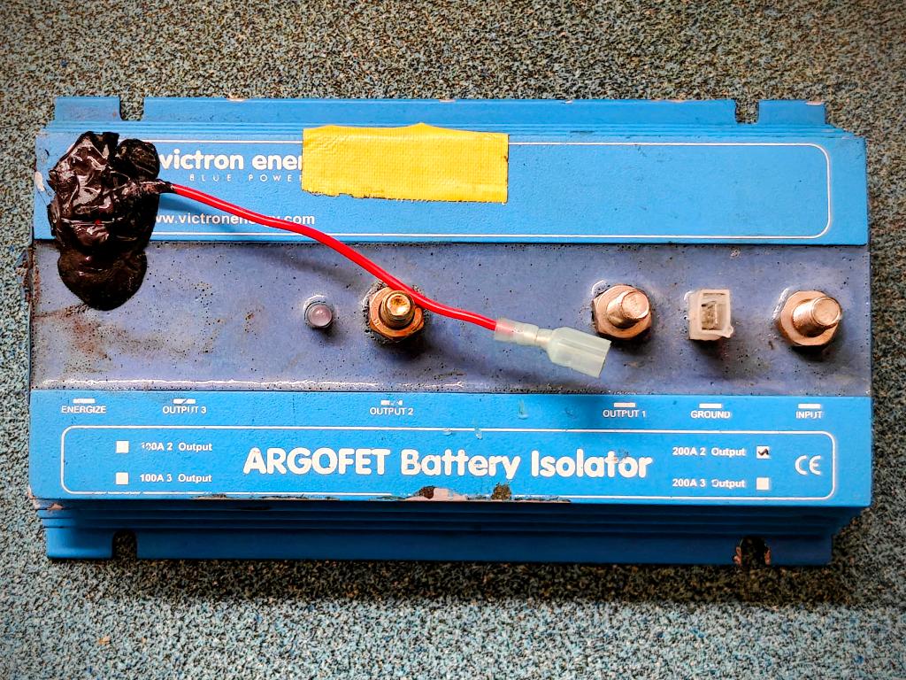 Victron Argofet 200-2 Twee accu's 12/24 Volt 200A, Ophalen of Verzenden, Gebruikt, Overige typen