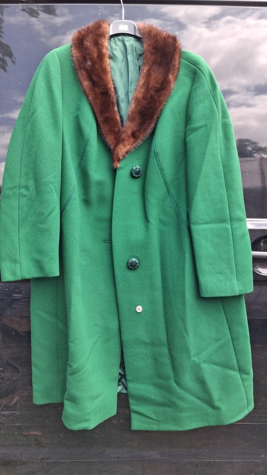 Groene wollen jas met echte nertsenbont kraag, maat L, Ophalen of Verzenden, Zo goed als nieuw, Maat 42/44 (L), Groen