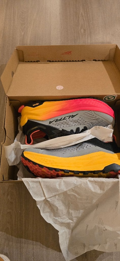 Altra Olympus 6 hardloopschoenen - Nieuw in doos, Overige merken, Hardloopschoenen, Nieuw, Ophalen of Verzenden