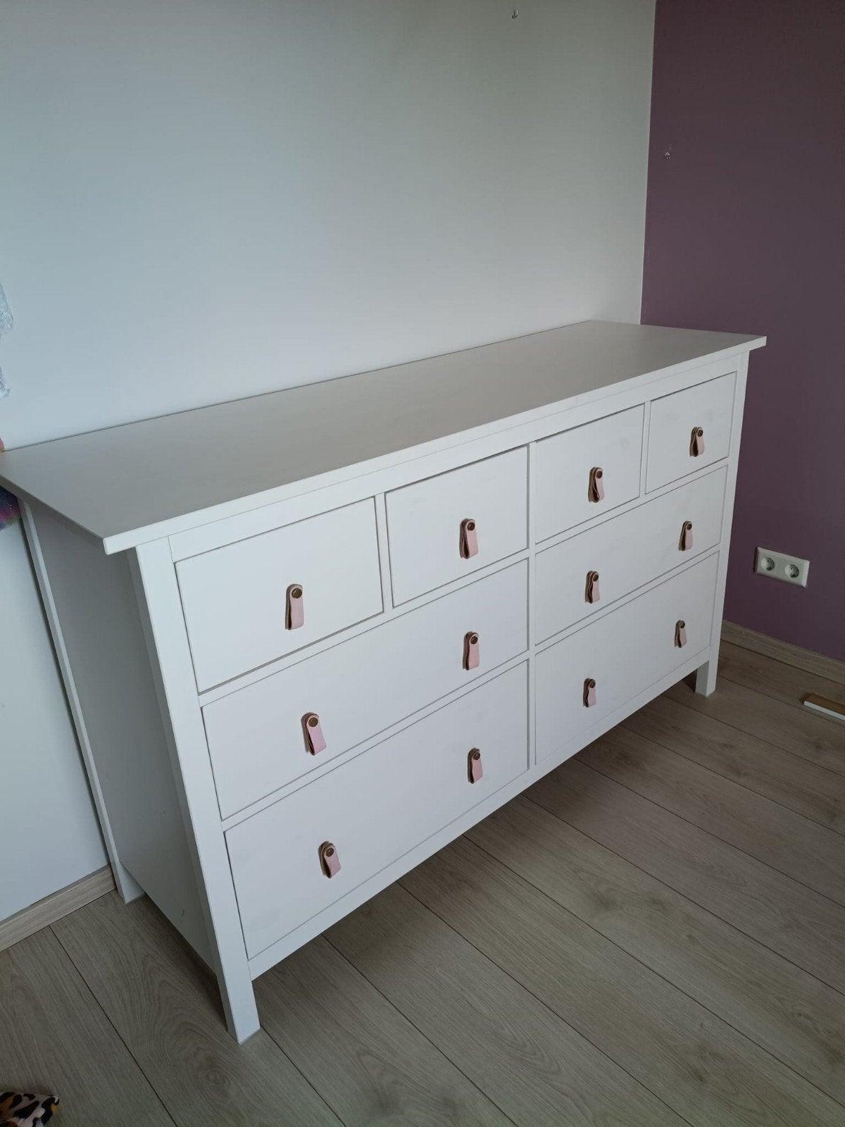 Hemnes ladekast met 8 laden en leren handgrepen, Ophalen, Gebruikt, 150 tot 200 cm, Minder dan 100 cm