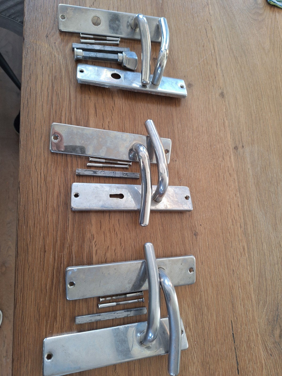 Set van 3 RVS Deurklinken met Plaat en Sleutelgat, Doe-het-zelf en Verbouw, Ophalen of Verzenden, Gebruikt, Rvs, Klink of Kruk