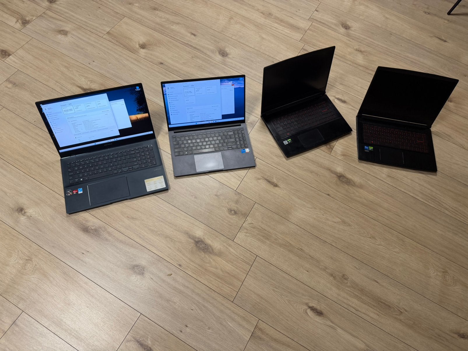 Partij laptops te koop in de mix - intel core i7 - Ryzen 7, Computers en Software, Windows Laptops, Ophalen, 2 tot 3 Ghz, 15 inch