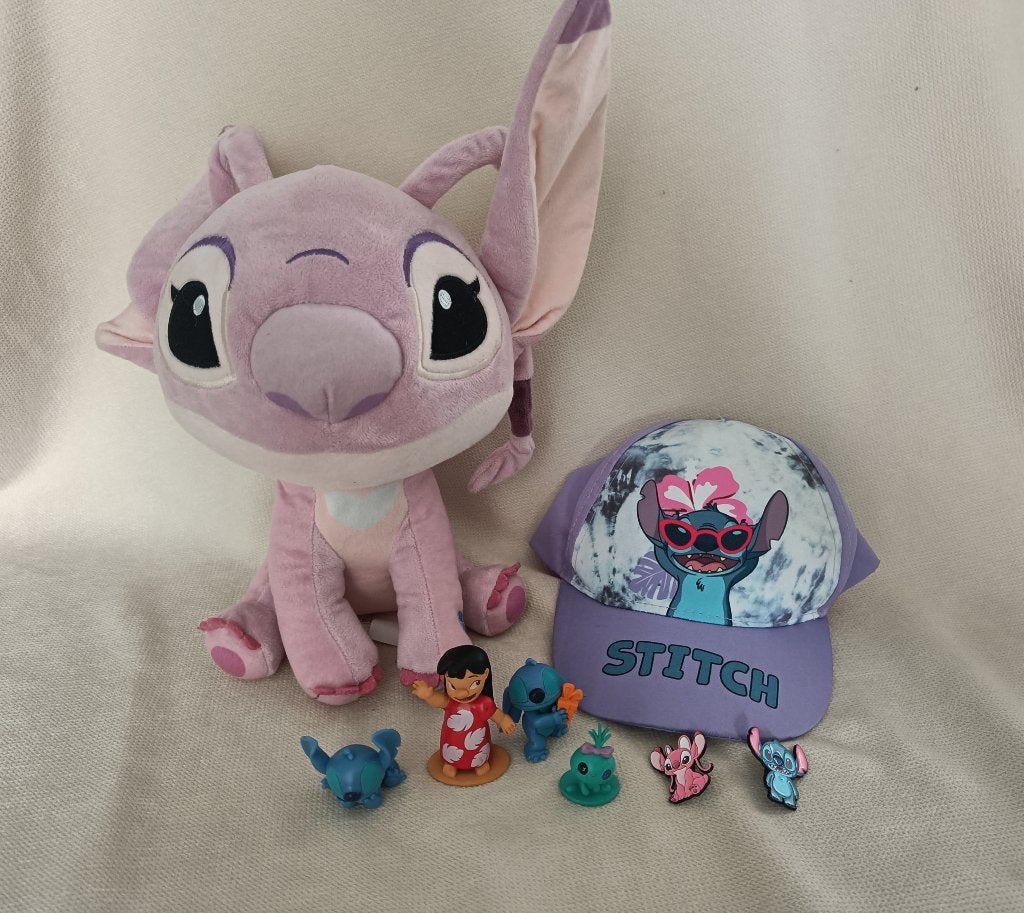 Stitch pakket, pins en Angel knuffel met geluid, Ophalen of Verzenden, Zo goed als nieuw, Overige typen