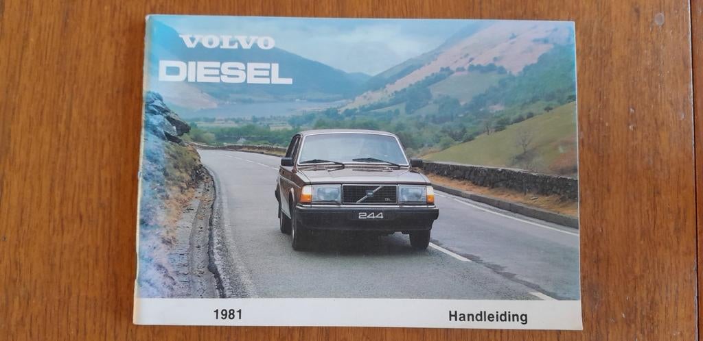 Instructieboek Volvo 244 diesel, Auto diversen, Handleidingen en Instructieboekjes, Ophalen of Verzenden
