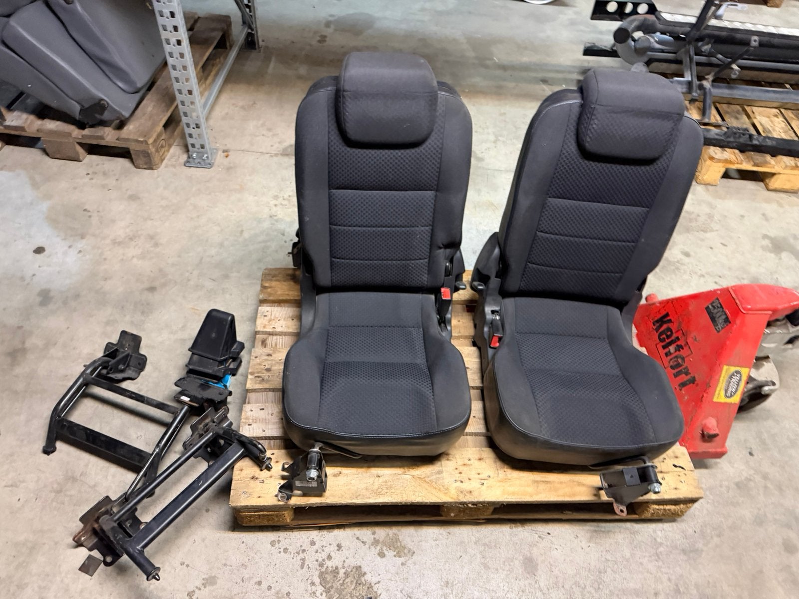 Set land rover defender forward facing stoelen, Auto-onderdelen, Land Rover, Groningen, Info@gmail.com, Ophalen of Verzenden