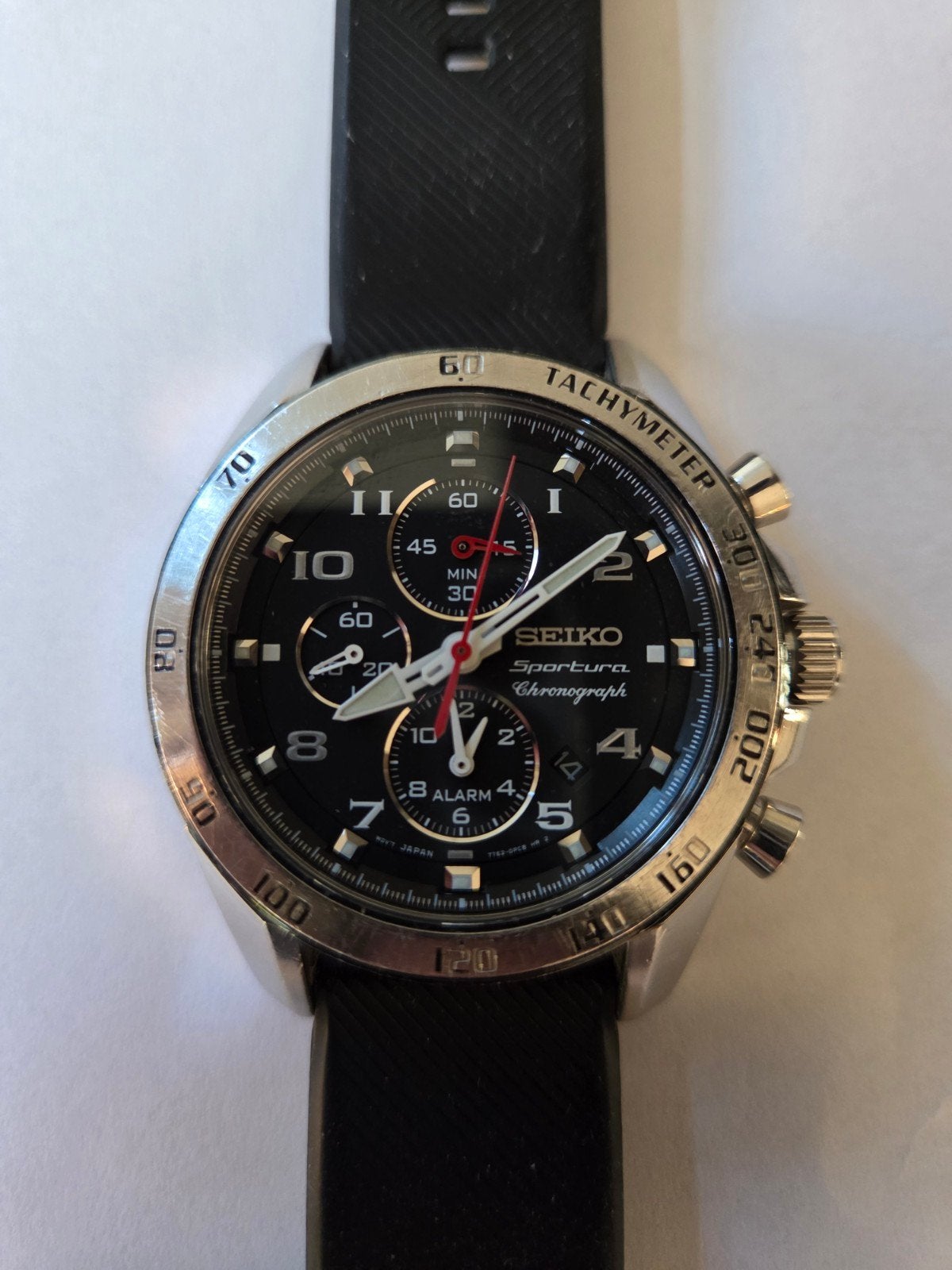 Seiko Sportura Alarm Chronograph SNAE65 - Saffierglas, Sieraden, Tassen en Uiterlijk, Seiko, Gebruikt, Staal, Polshorloge