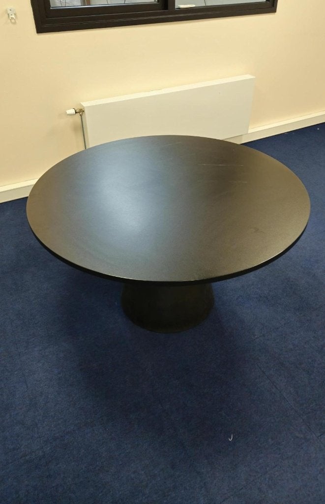 Eettafel rond zwart, Ophalen, Kunststof, Gebruikt, Vier personen
