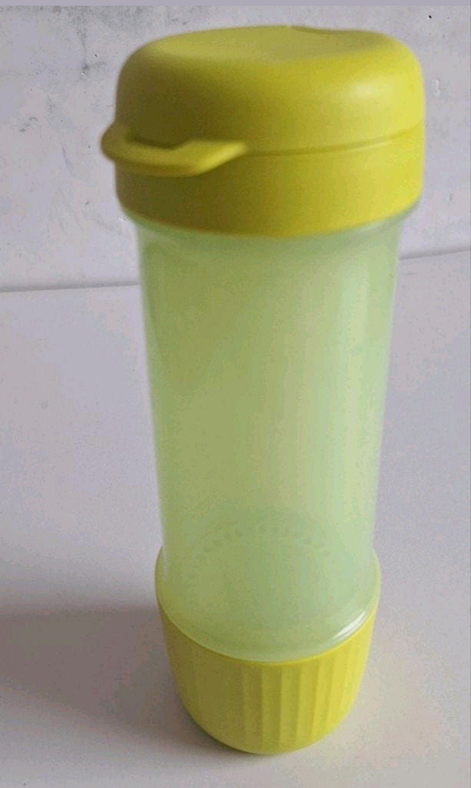 Tupperware Infuse and go waterfles - 700 ml met mini persje, Ophalen of Verzenden, Zo goed als nieuw, Overige typen