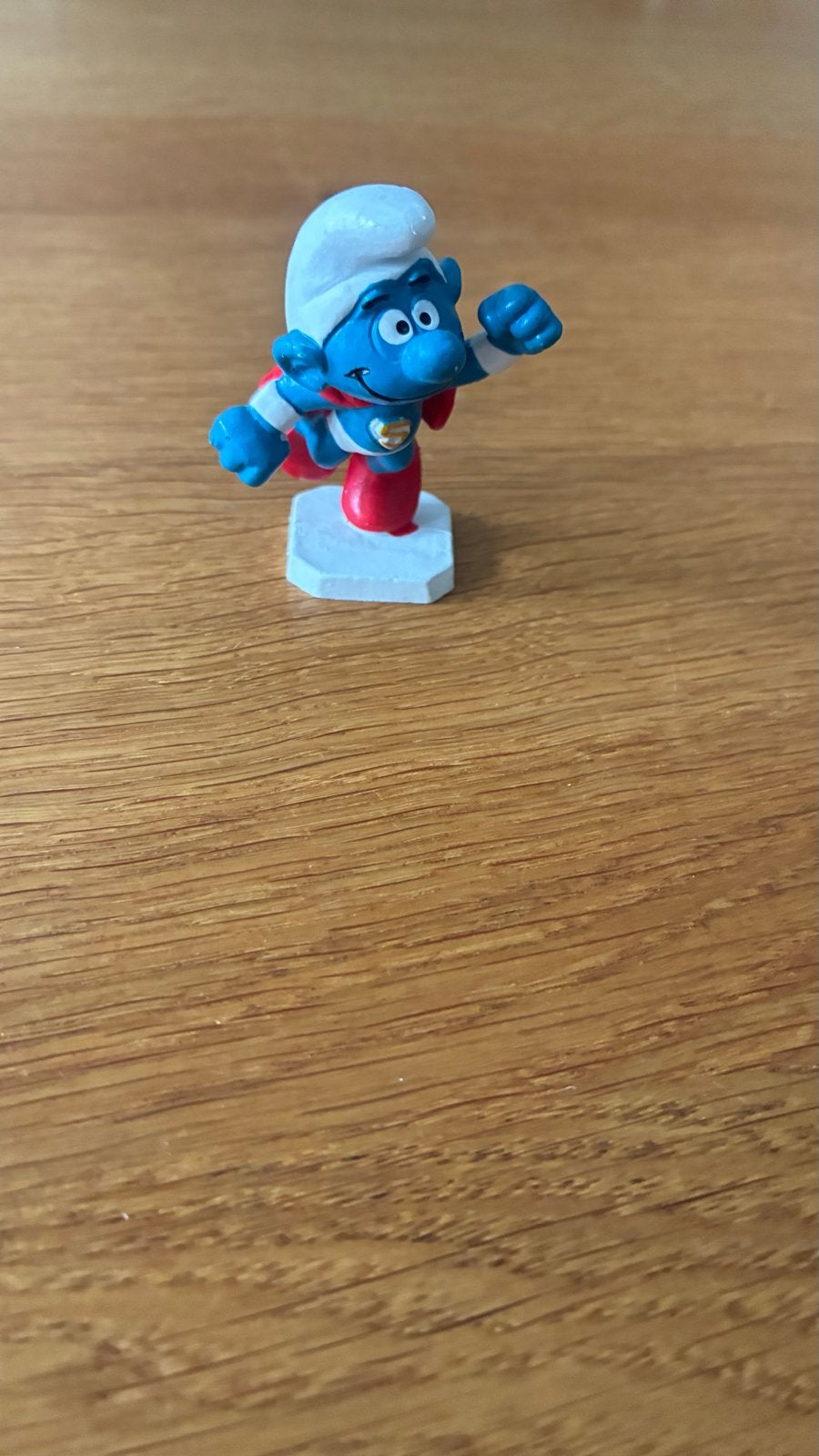 Smurf figuur - Super Smurf met rode cape, Verzamelen, Ophalen of Verzenden, Gebruikt, Overige Smurfen, Poppetje, Figuurtje of Knuffel