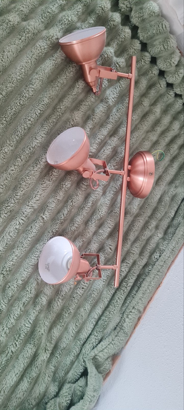 Koperkleurige plafondlamp met 3 verstelbare spots, Modern, Industrieel, Zo goed als nieuw, Minder dan 25 cm, Minder dan 100 cm