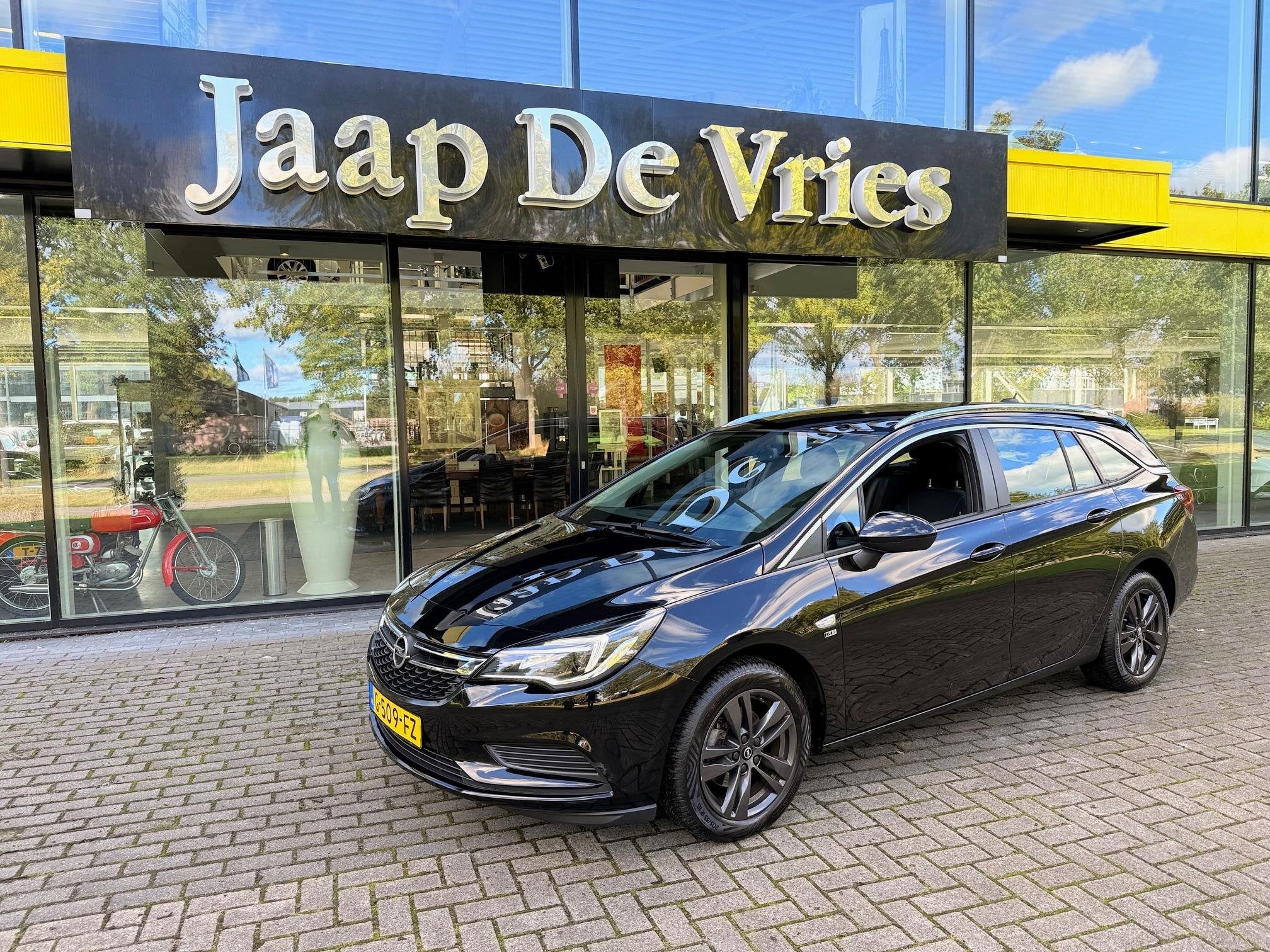 Opel Astra Sports Tourer 1.0 Turbo 120 Jaar Edition, Stof, Euro 6, 1178 kg, 620 kg