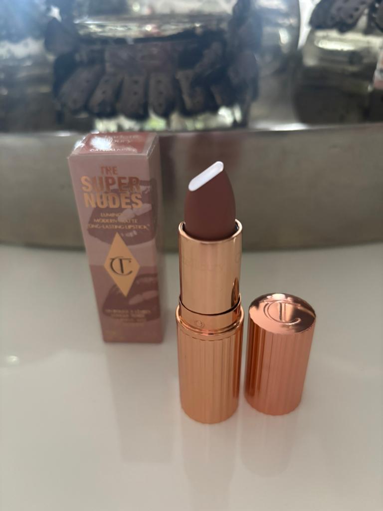 Charlotte Tilbury Super Nudes Lipstick - Catwalking - NIEUW-, Lippen, Bruin, Nieuw, Ophalen of Verzenden