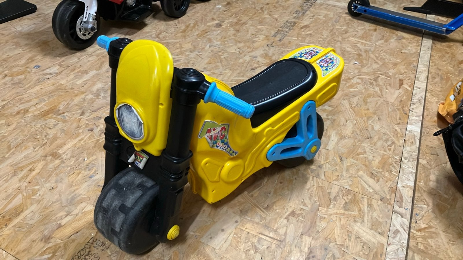 Gele loopmotor voor kinderen, Ophalen, Zo goed als nieuw, Loopfiets