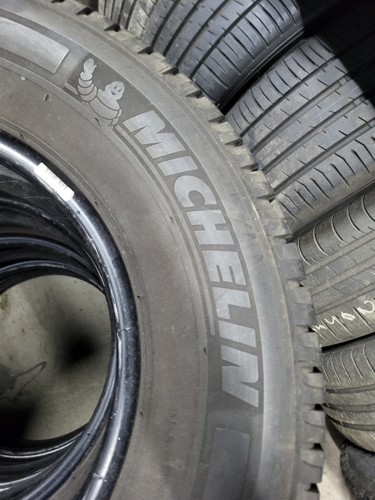 4 x 225/75/16 Michelin Agilis 7mm profiel 250,- Incl montage, Auto-onderdelen, Banden en Velgen, 16 inch, Michelin France, Ophalen of Verzenden