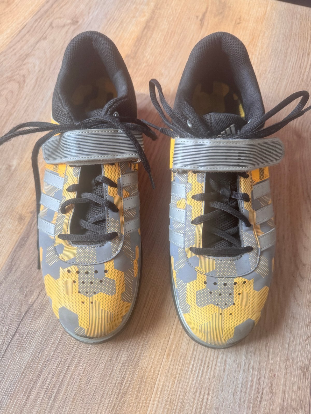 Adidas gewichthefschoenen - Maat 45 1/3, Ophalen of Verzenden, Gebruikt