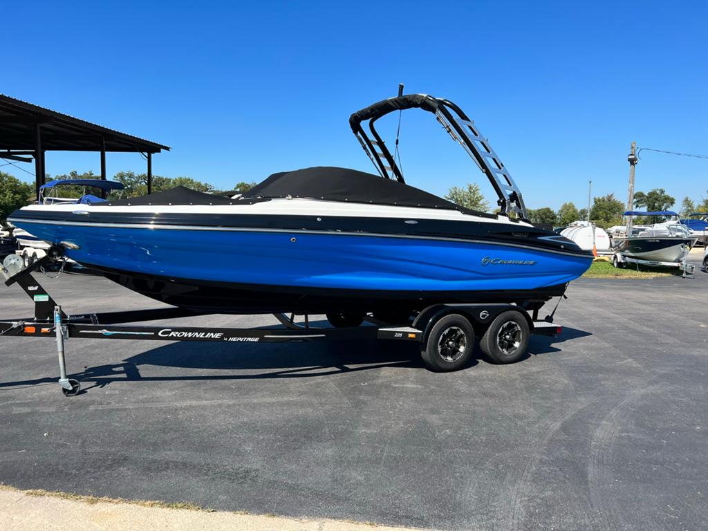 Crownline 225SS 6.2 300PK Duo met Tower, Watersport en Boten, Ophalen, Overige merken, Binnenboordmotor, Zo goed als nieuw