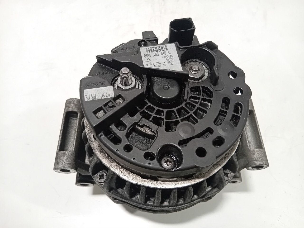 Dynamo Audi A4, Onderdelen@venauto.nl, Gebruikt, Ettenseweg 76, 4706 PB Roosendaal, The Netherlands, Herkomst onderdeel bekend