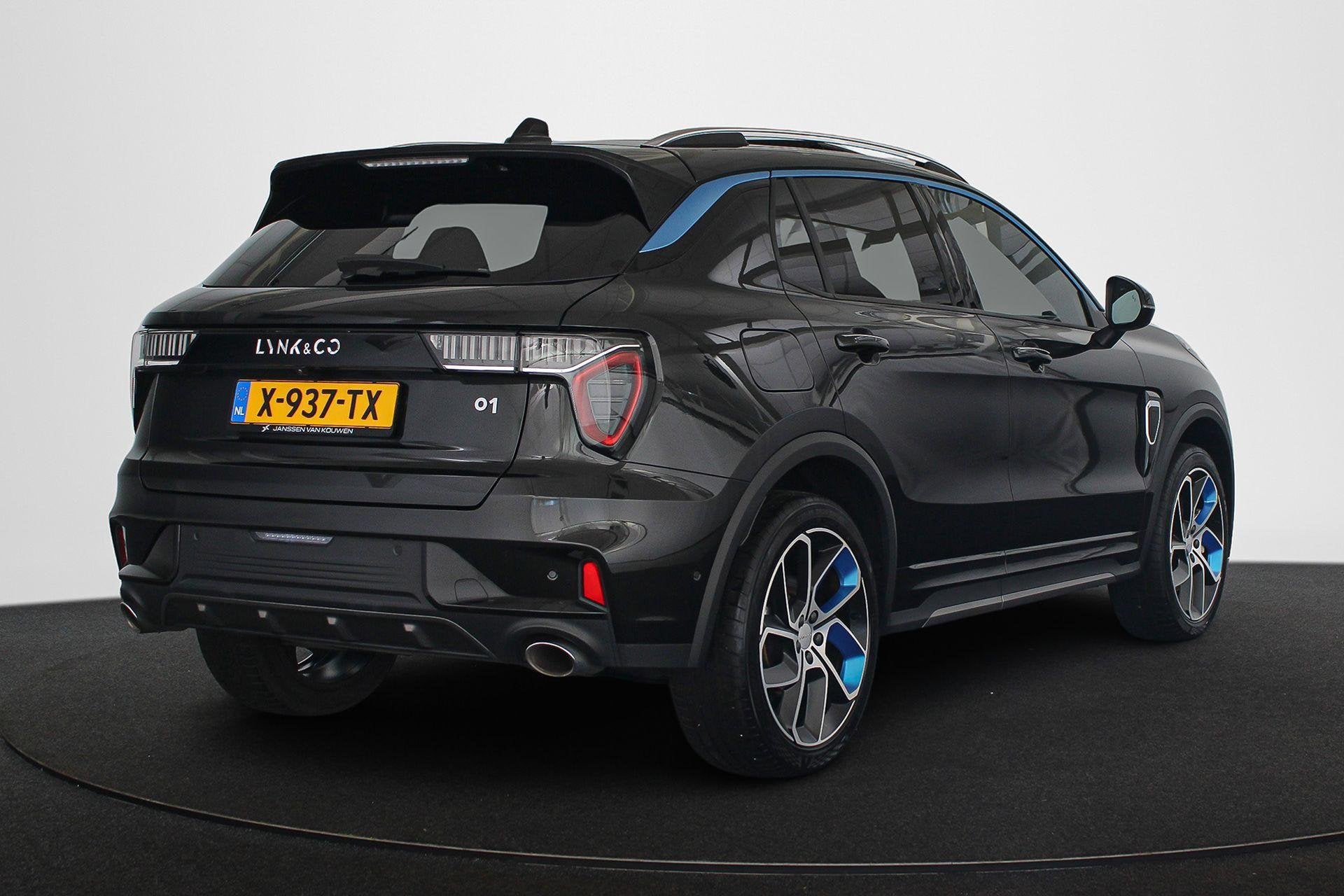 Lynk & Co 01 1.5 PHEV Panoramadak Stoelverwarming 360-Camera, Auto's, Stof, Bedrijf, 1854 kg, Hybride Elektrisch/Benzine