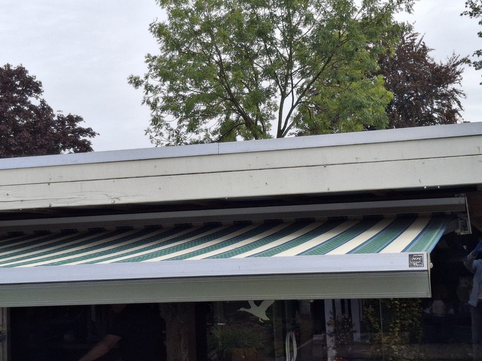 Goed werkend elektrisch zonnescherm 3.60m x 3.00m, Ophalen