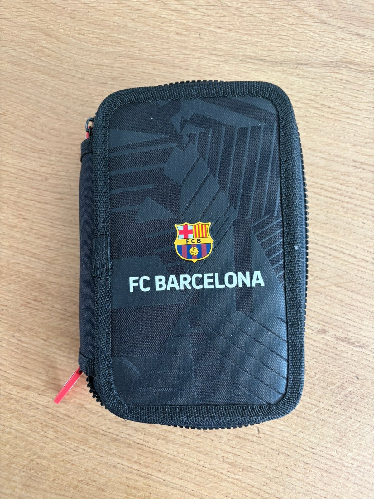 Barcelona etui, gevuld in zeer goede staat, Ophalen of Verzenden, Zo goed als nieuw