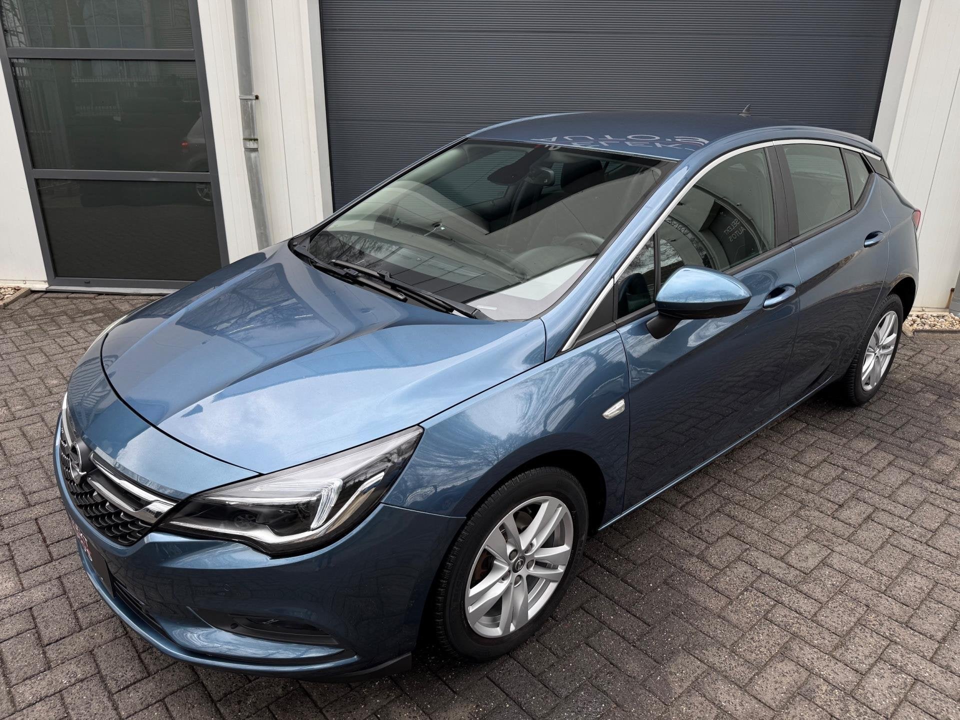 Opel Astra 1.0 Edition 105 Pk NAP Climate/LED/Bluetooth/Navi, Stof, Gebruikt, Blauw, 610 kg