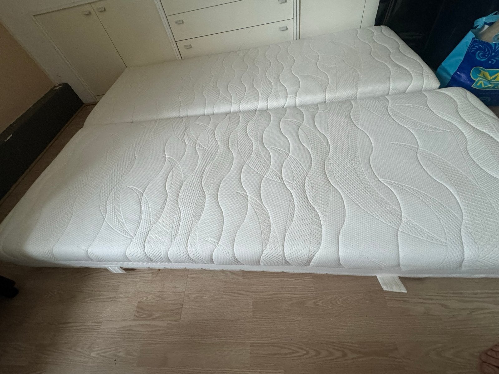 Schoon matras 160x200 cm (2x 80x200 cm) - Zo goed als nieuw, Ophalen, Tweepersoons, Zo goed als nieuw, Matras