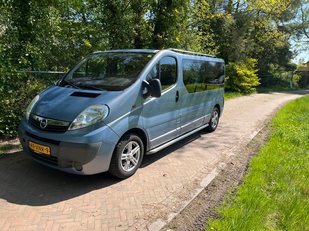 Opel Vivaro 2.5CDTI 107KW DPF E4 2.9T L2h1 2008 automaat, 145 pk, 4 cilinders, Origineel Nederlands, Particulier