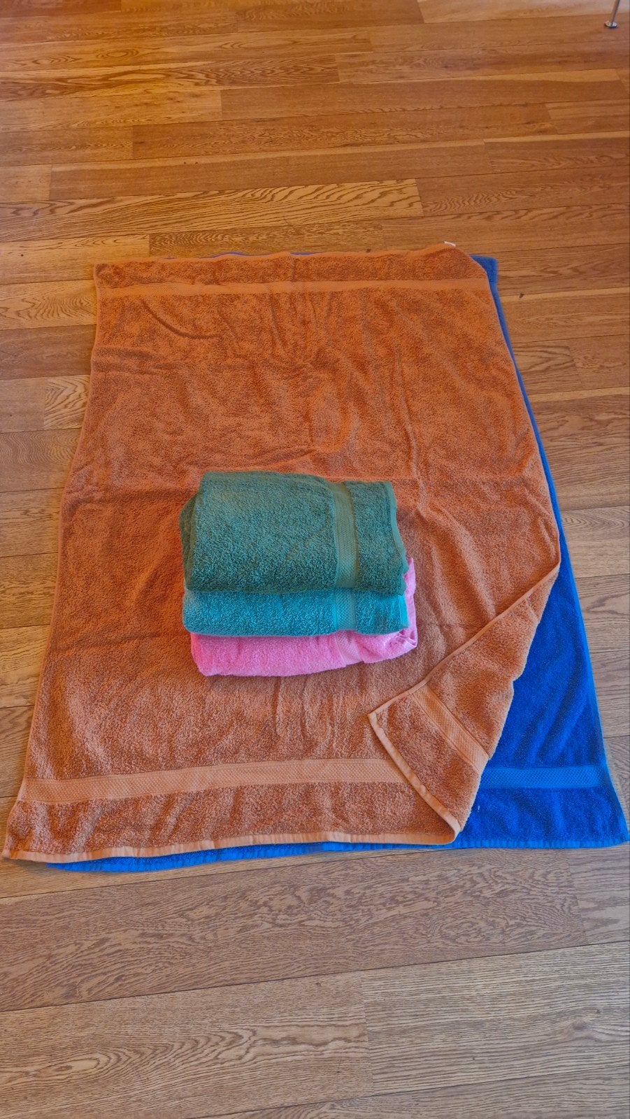 8 Hema handdoeken 100x150, Overige merken, Handdoek, Nieuw, Ophalen of Verzenden