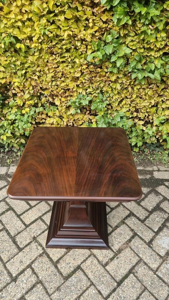 Elegante klassieke (noten?) houten salontafel bijzettafel, Ophalen, Gebruikt, 50 tot 100 cm, 50 tot 75 cm