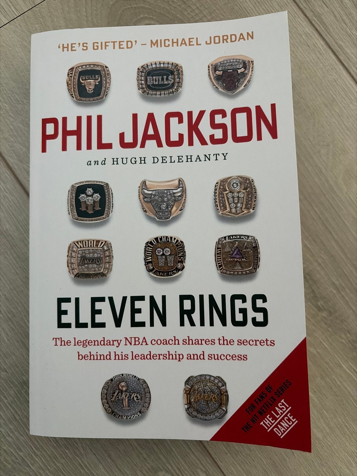 Phil Jackson - Eleven Rings (Engels), Ophalen of Verzenden, Zo goed als nieuw, Overige sporten