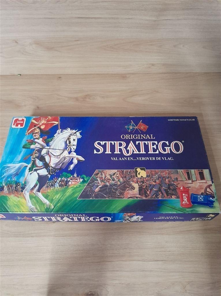 Stratego Grote Blauwe doos - s5054, Hobby en Vrije tijd, Gezelschapsspellen | Bordspellen, Verzenden, Zo goed als nieuw