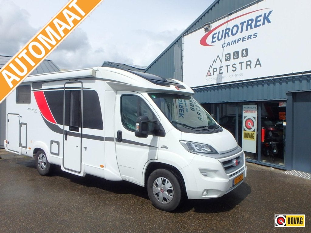 Bürstner Nexxo 690 T Automaat, Caravans en Kamperen, Campers, Automaat, Standaard zit, Ringverwarming, Fiat