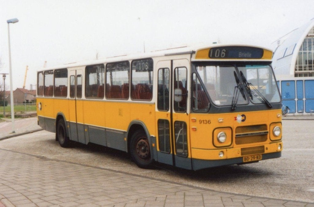 Busfoto MB200  Spijkenisse, Verzamelen, Verzenden, 1980 tot heden