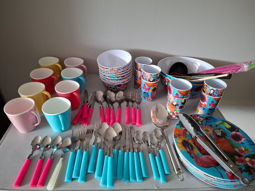 kinderfeest servies Melanine papegaai bloem vlinder, Ophalen of Verzenden, Zo goed als nieuw