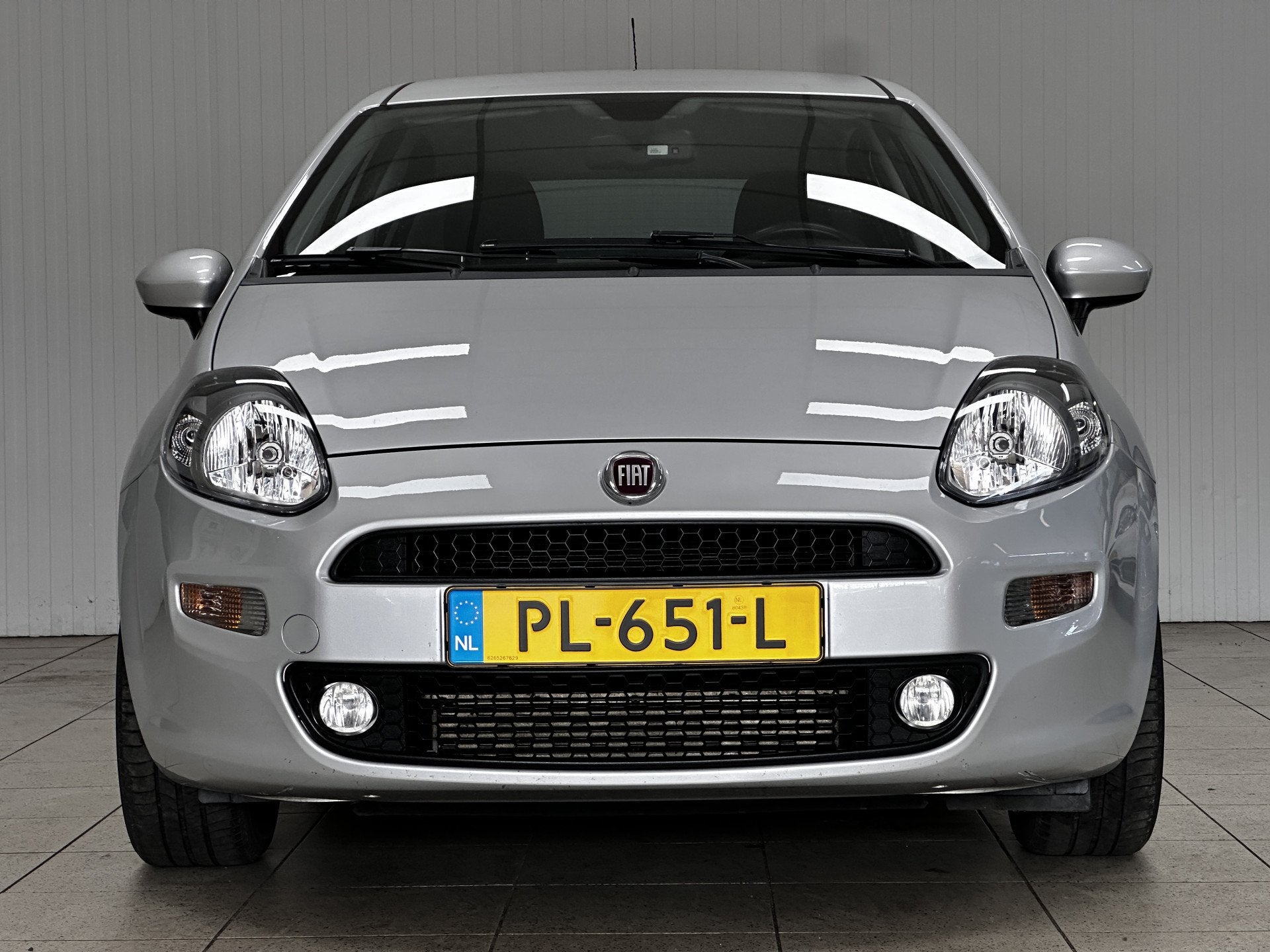 Fiat Punto Evo 0.9 TwinAir Sempre/ 5-Drs/ 16'' LMV/ Navi/ Cl, Auto's, Fiat, Voorwielaandrijving, Gebruikt, 49 €/maand, Origineel Nederlands