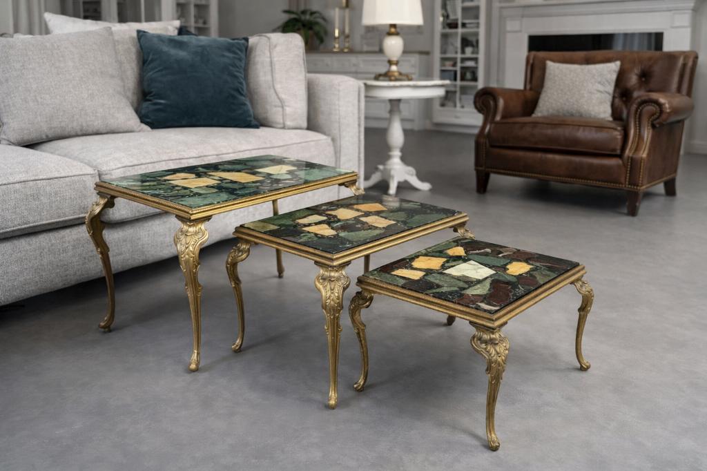 Vintage Italiaanse nesttafels–marmer mozaïek / Regency, '60, Huis en Inrichting, Tafels | Salontafels, Ophalen, Minder dan 50 cm