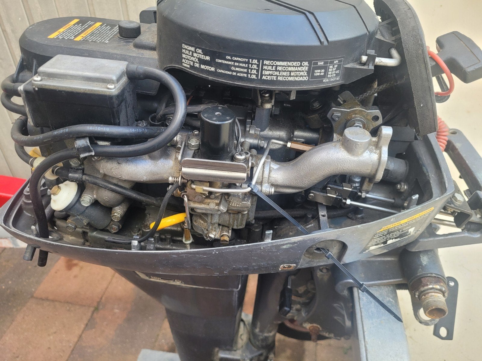 9.9 pk 4takt yamaha
onderste stukje staart mist
schroef wat, Watersport en Boten, Accessoires en Onderhoud, Ophalen