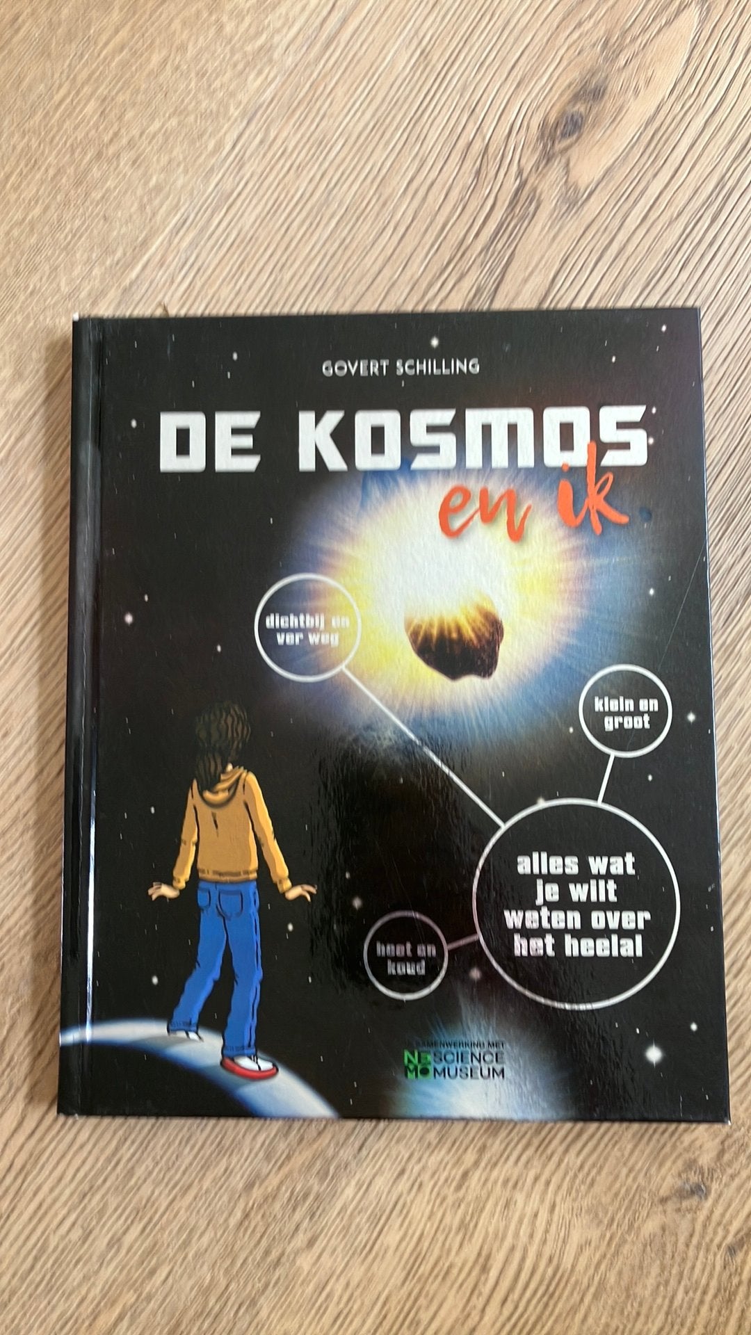 Govert Schilling - De kosmos en ik, Boeken, Ophalen, Non-fictie, Zo goed als nieuw, Govert Schilling