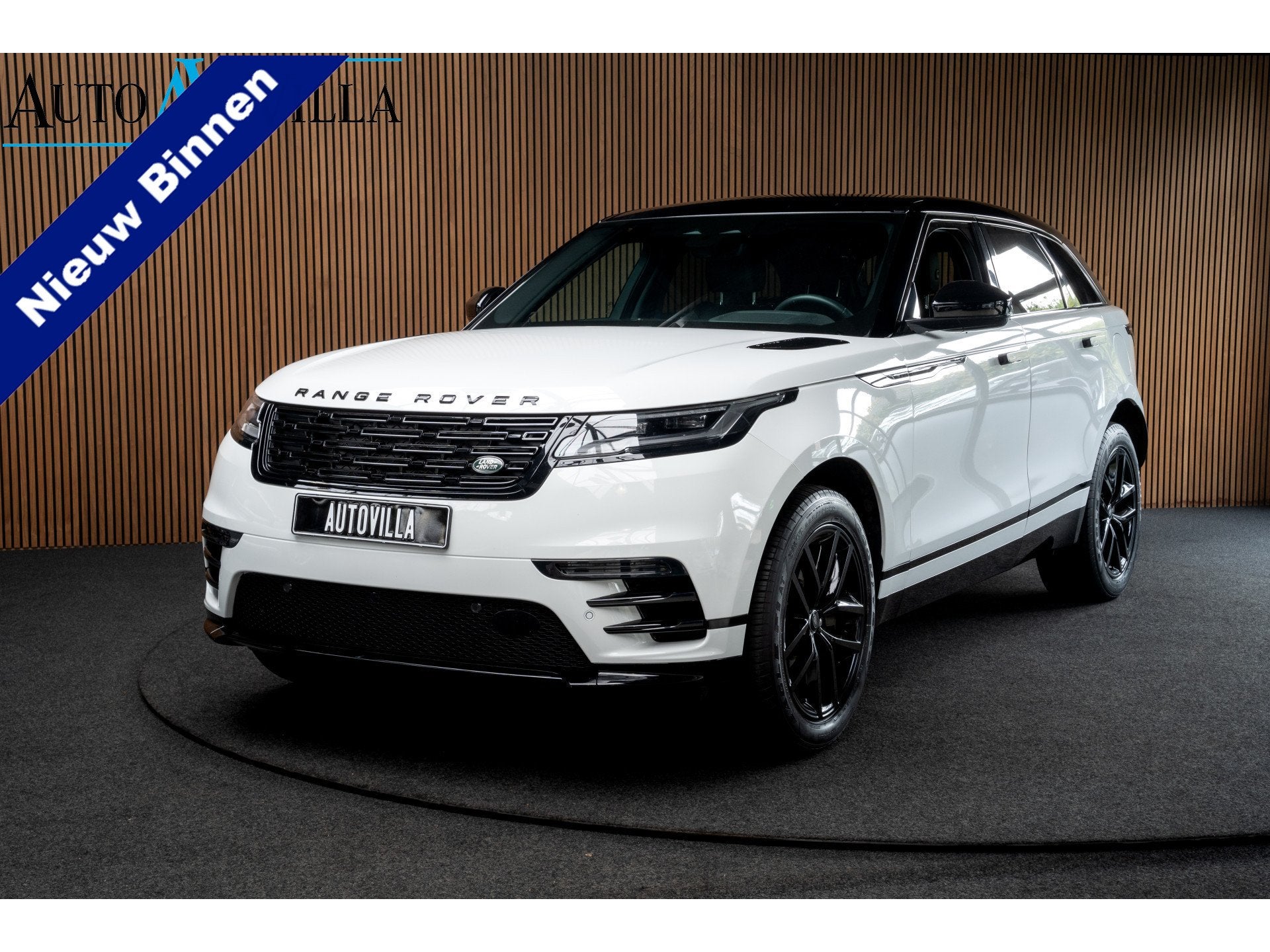 Land Rover Range Rover Velar 2.0 P400 e AWD Dynamic SE PHEV, Auto's, Automaat, Dealer onderhouden, Gebruikt, Zwart