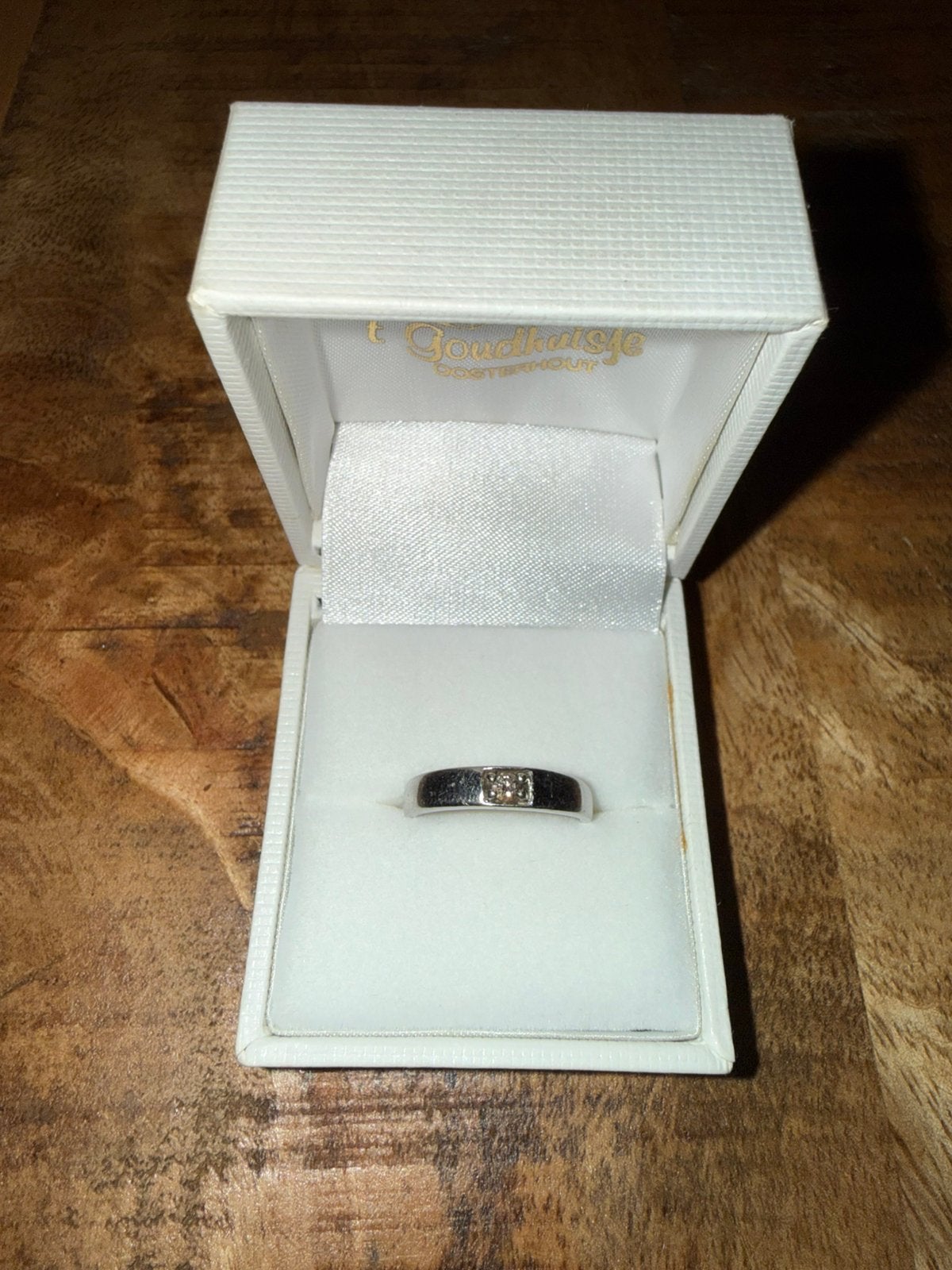 Witgouden ring (14k, 0,10 ct briljant) mt 17, Ophalen, Zo goed als nieuw