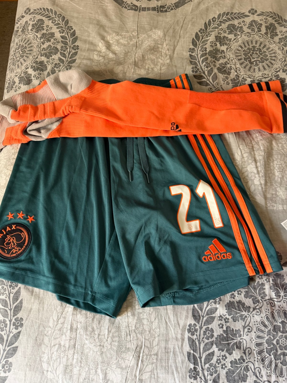 Ajax Broekje Maat M met Sokken Maat 42-46, Voetbal, Gedragen, Groen, Verzenden