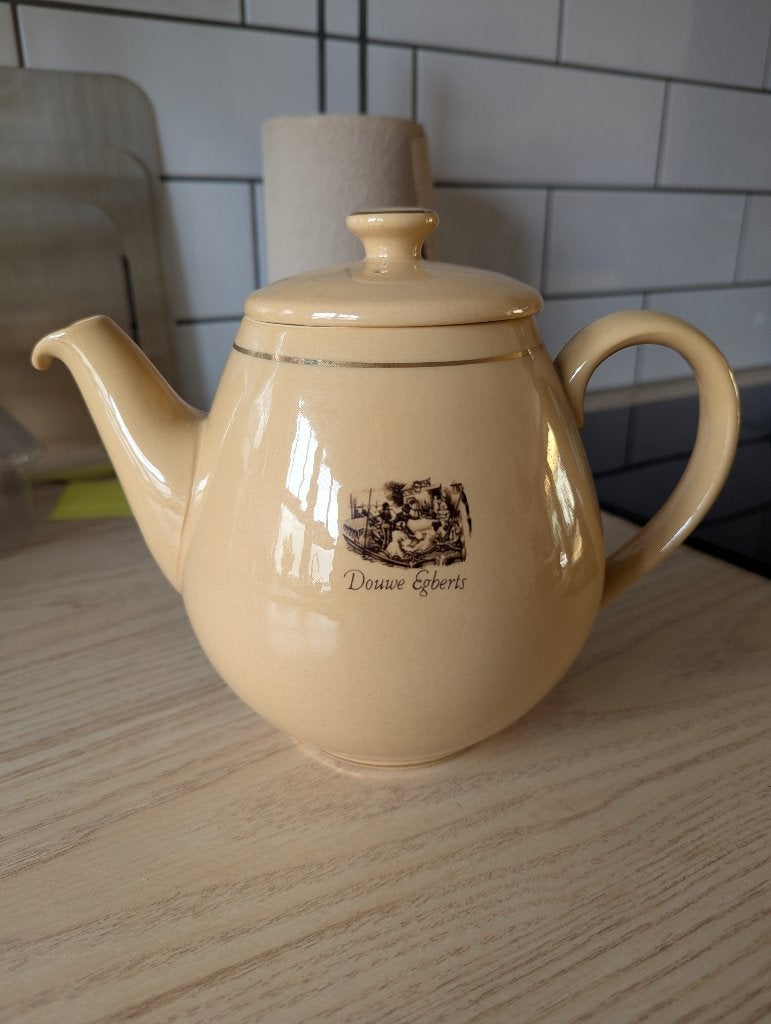 Brocante DE theepot, Ophalen, Gebruikt, Overige merken, Keramiek