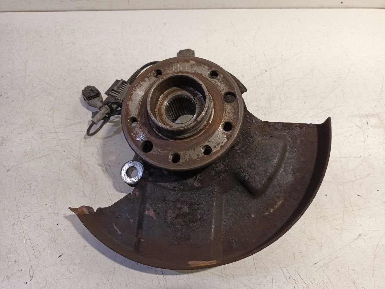 Wielnaaf links voor Opel Vectra, Onderdelen@venauto.nl, Van der Ven Autorecycling B.V., Gebruikt, Ettenseweg 76, 4706 PB Roosendaal, The Netherlands