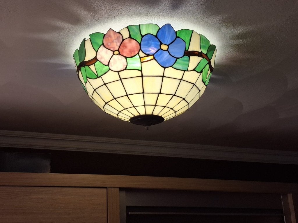 Tiffany plafondlamp met bloemen, ca.50 cm doorsnee, Ophalen