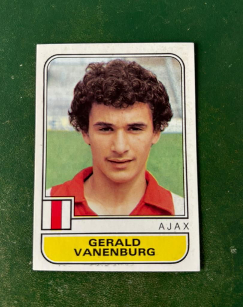 Panini plaatje Gerald Vanenburg Ajax voetbal 82, Ophalen of Verzenden, Zo goed als nieuw, Ajax