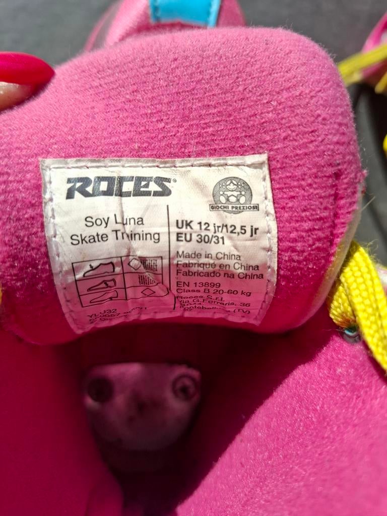 Disney SoyLuna rolschaatsen + helm. Maat 30/31 - Nette staat, Ophalen, Gebruikt, Kinderen